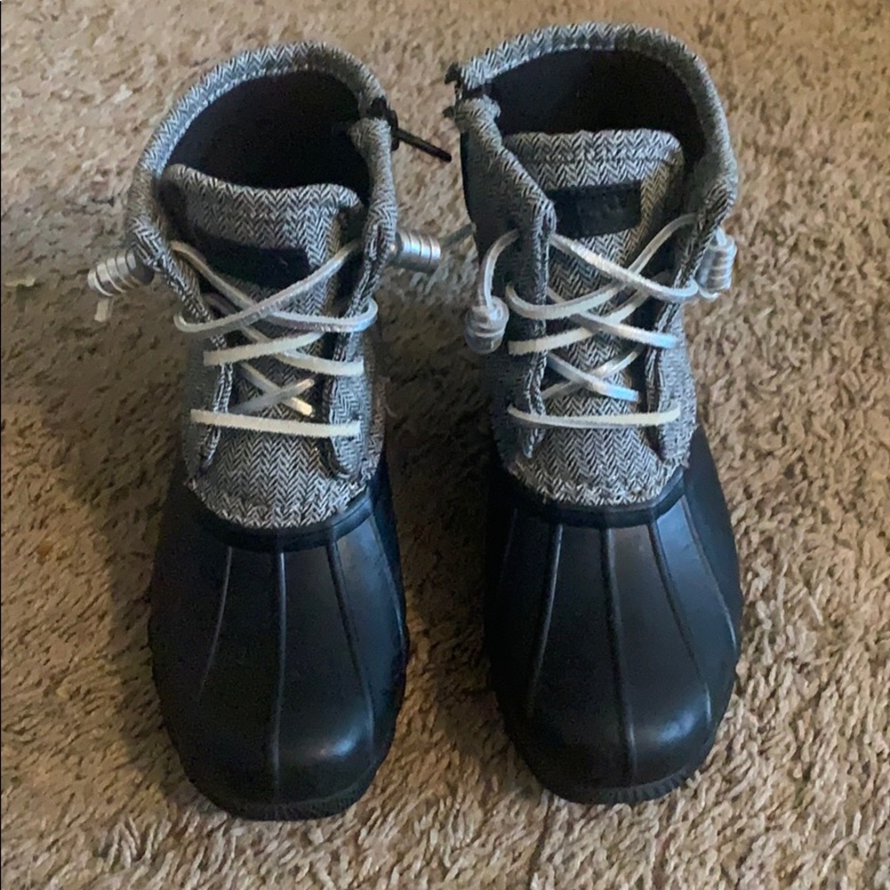 Girl’s Sperry Boots